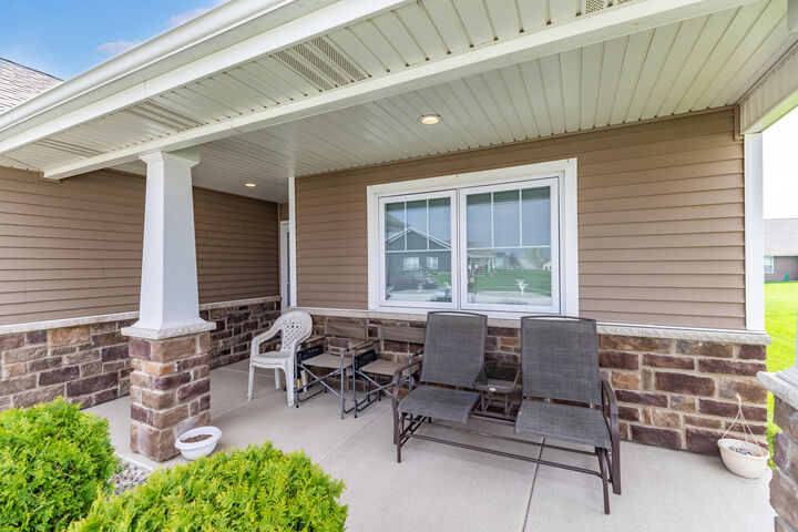 Property Photo:  13981 Nantucket Drive  IN 46303 