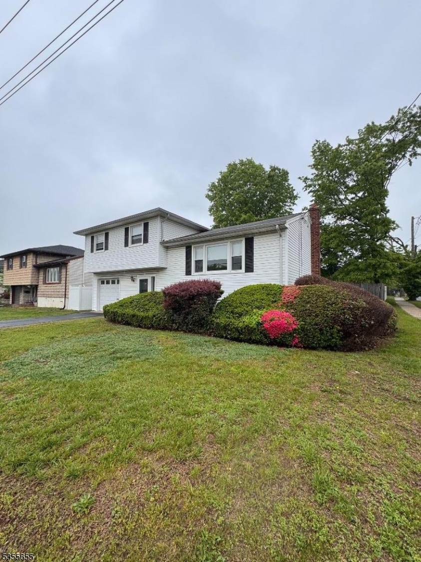 Property Photo: 700 Haven Pl NJ 07036