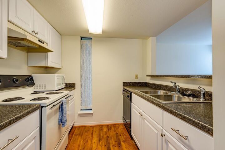 Property Photo: 3500 Tangle Brush Drive 7 TX 77381