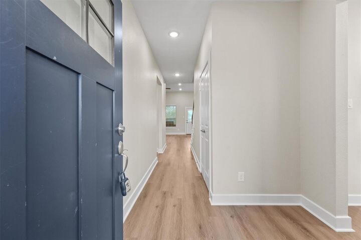 Property Photo:  12341 N Chestnut Hills Drive  TX 77303 