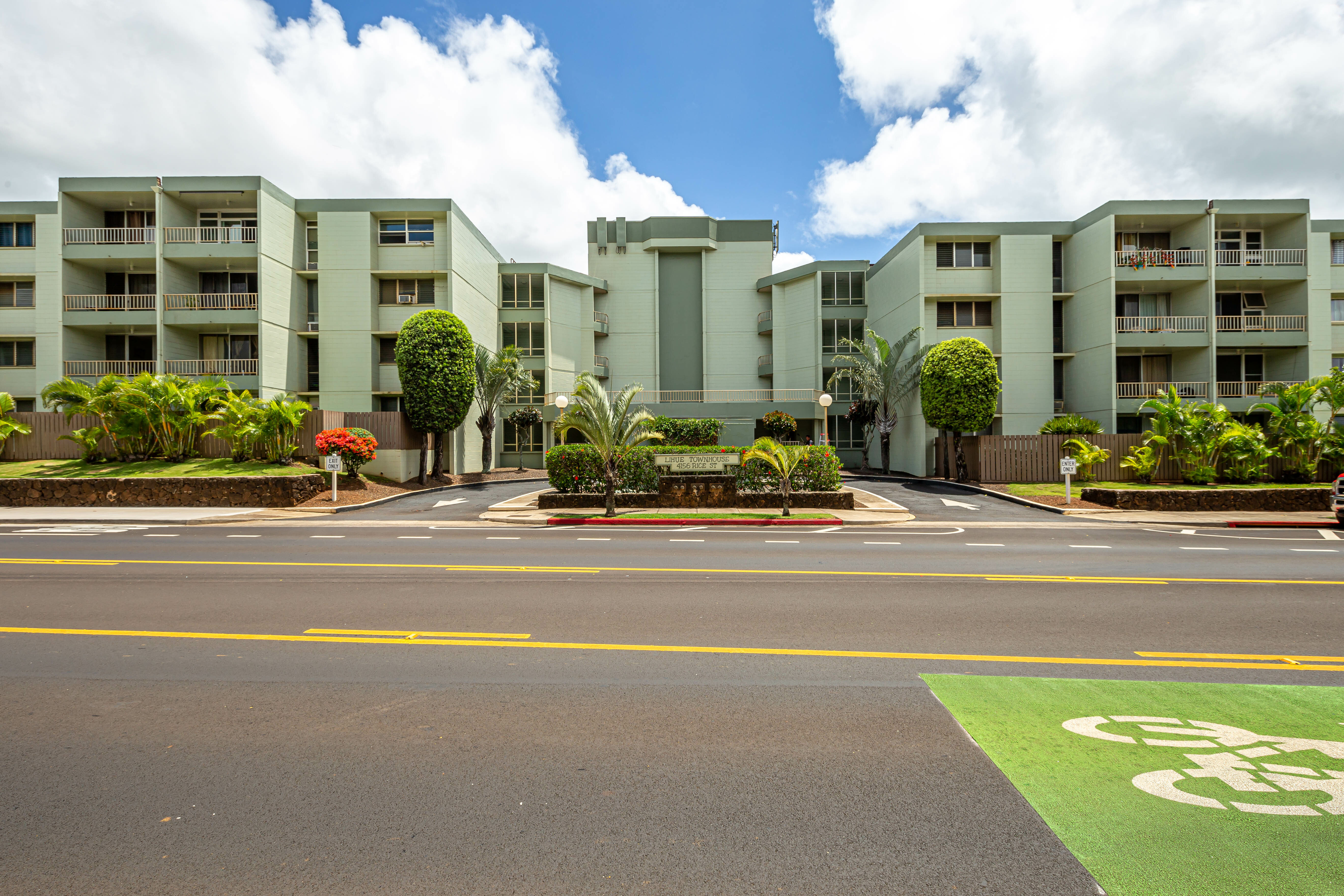 Property Photo: 4156 Rice St 411 HI 96766