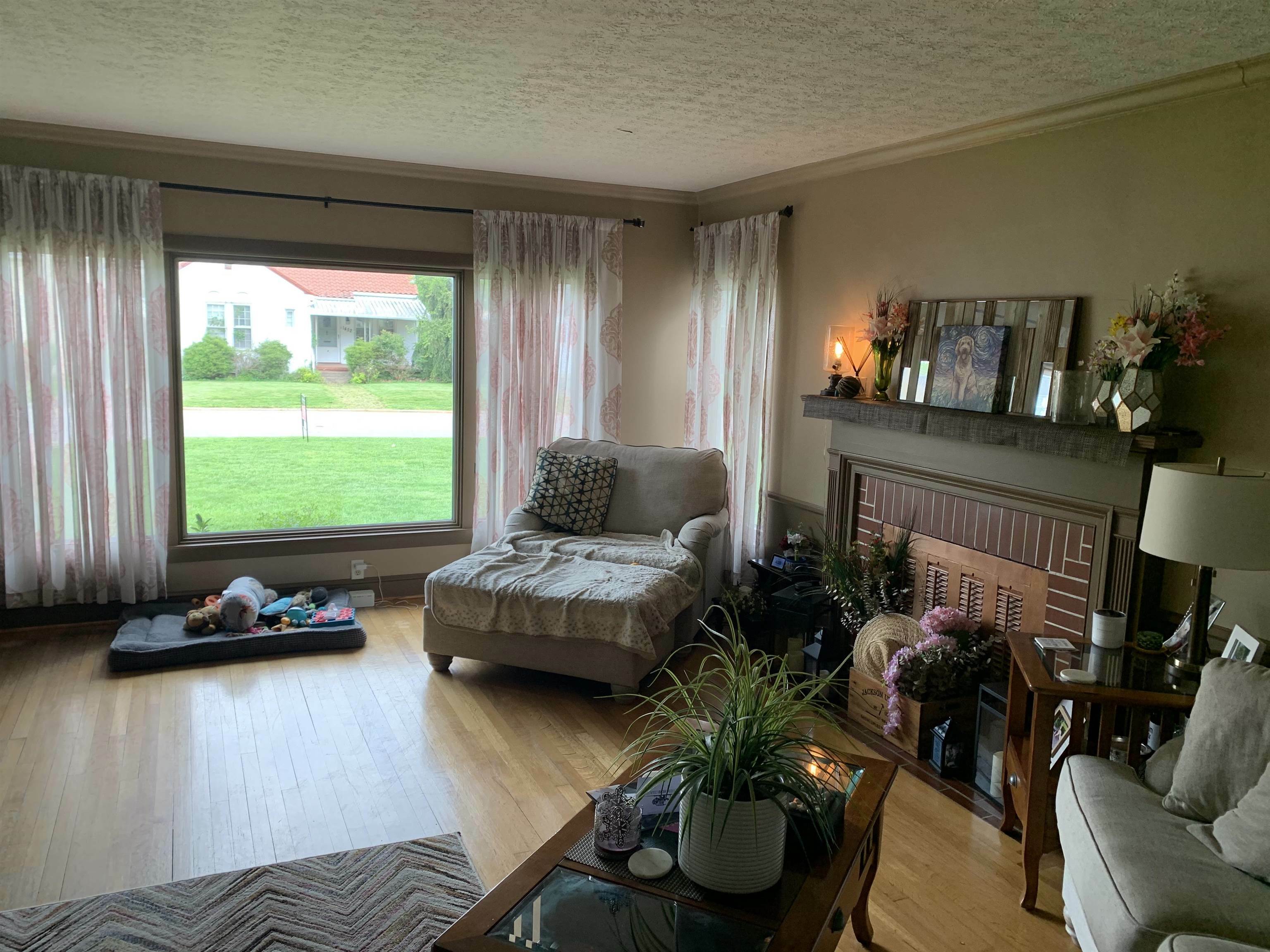 Property Photo:  1455 Washington Boulevard  WV 25701 
