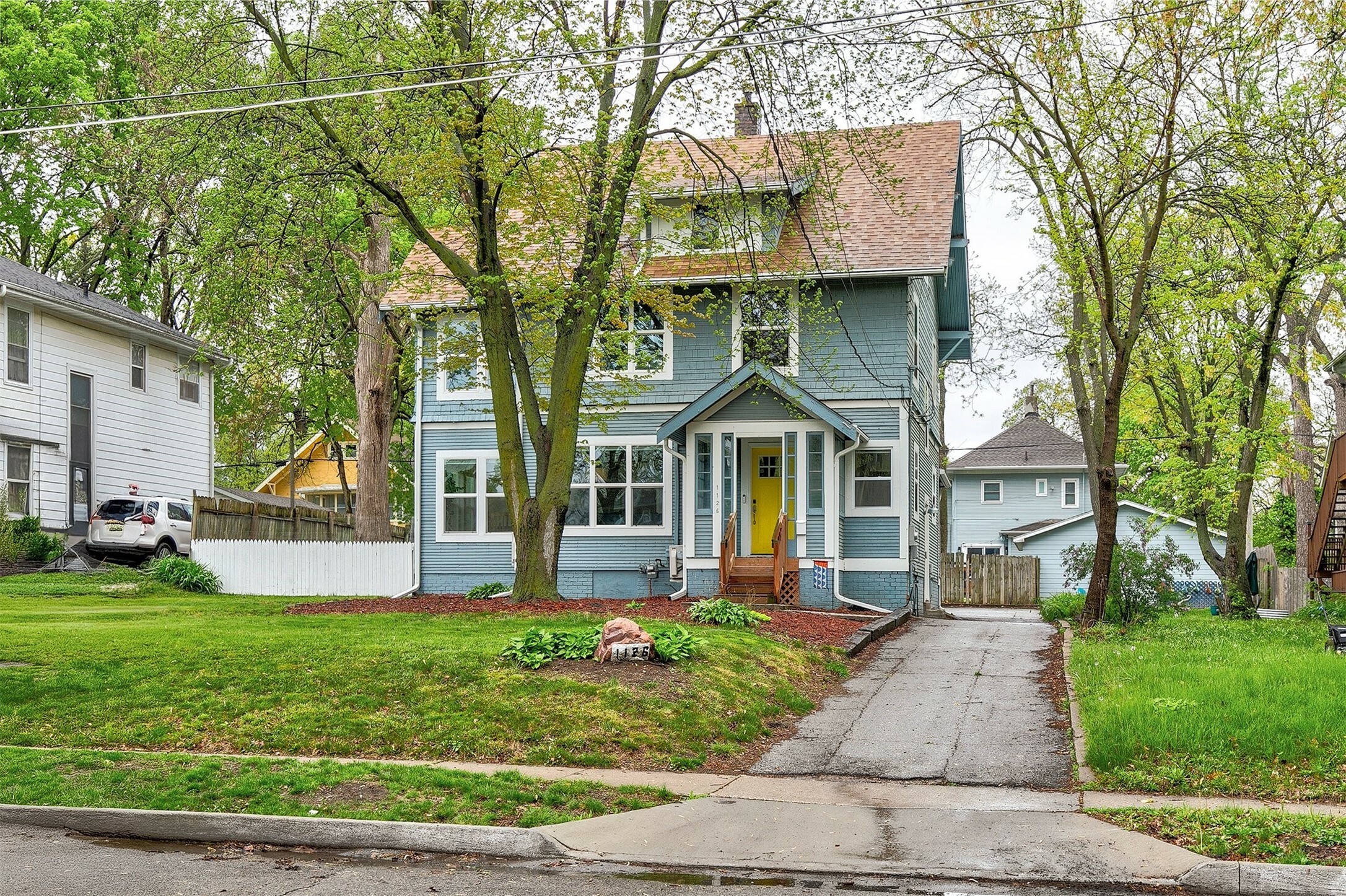 Property Photo: 1126 36th Street IA 50311