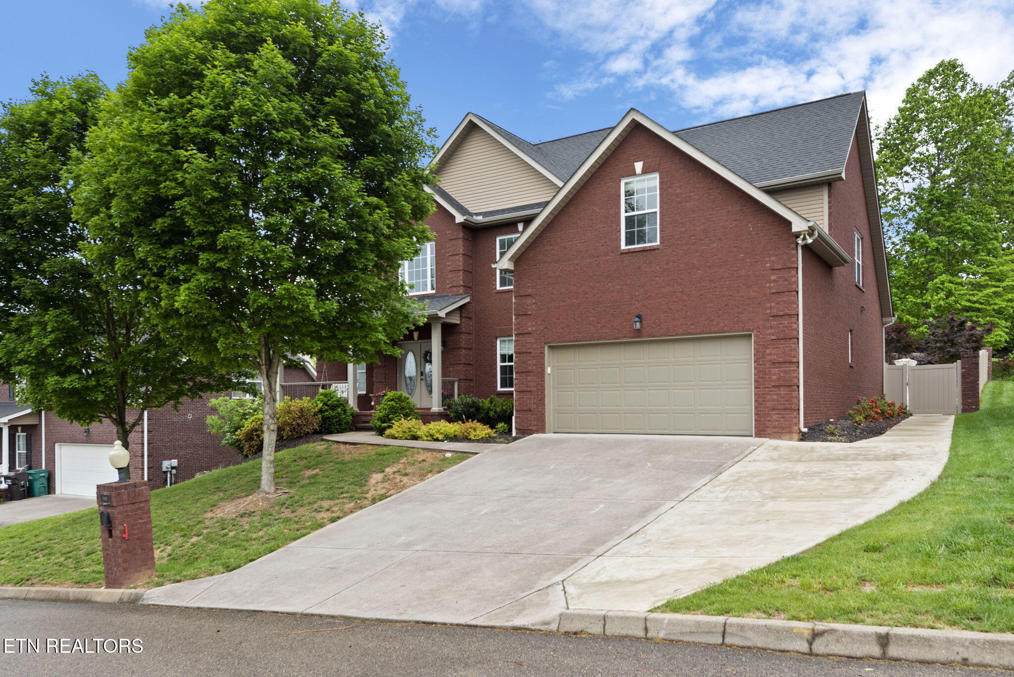 Property Photo: 3005 Cambridge Shores Lane 6 TN 37938