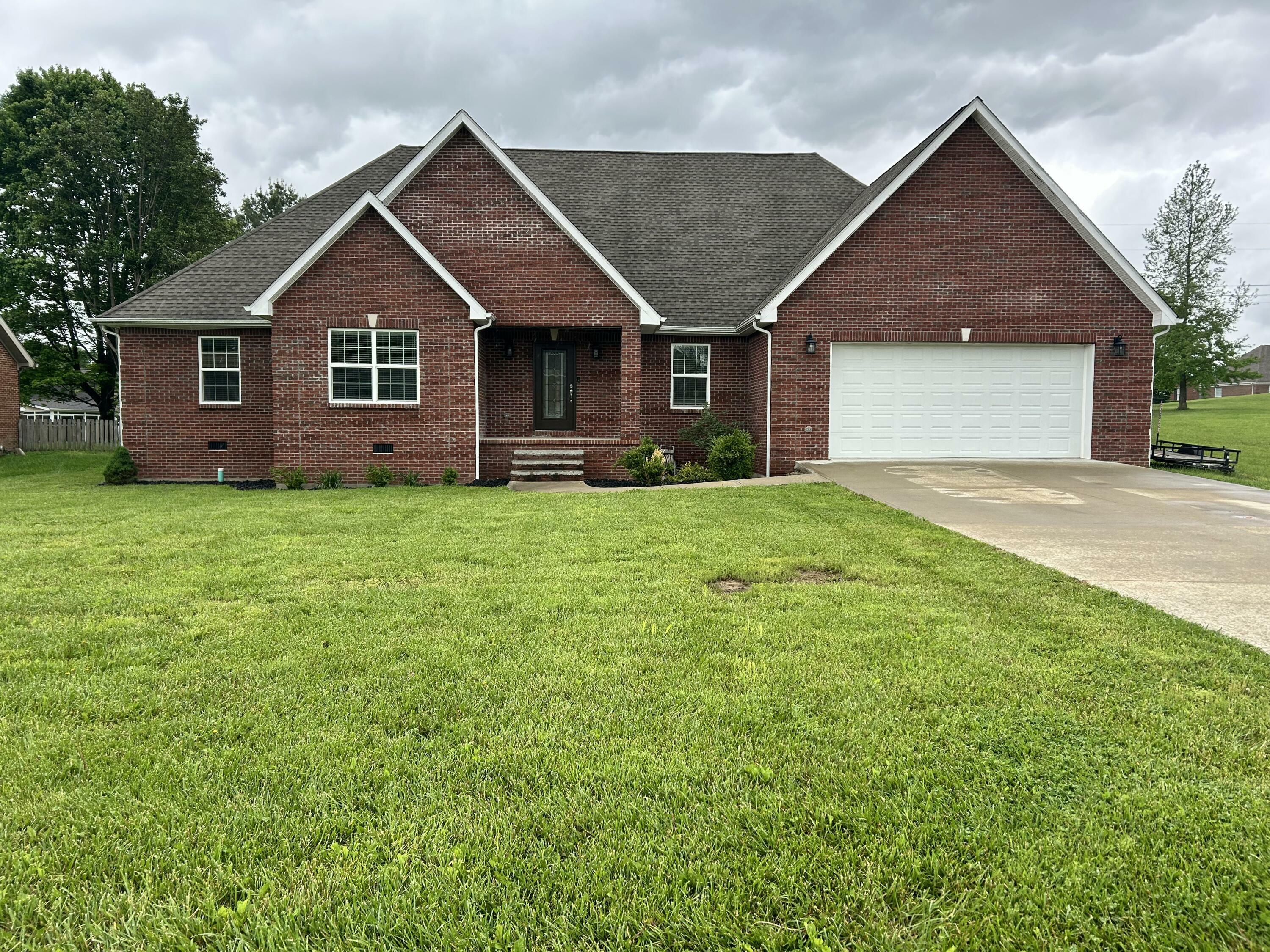 Property Photo: 111 Fern Drive KY 42501