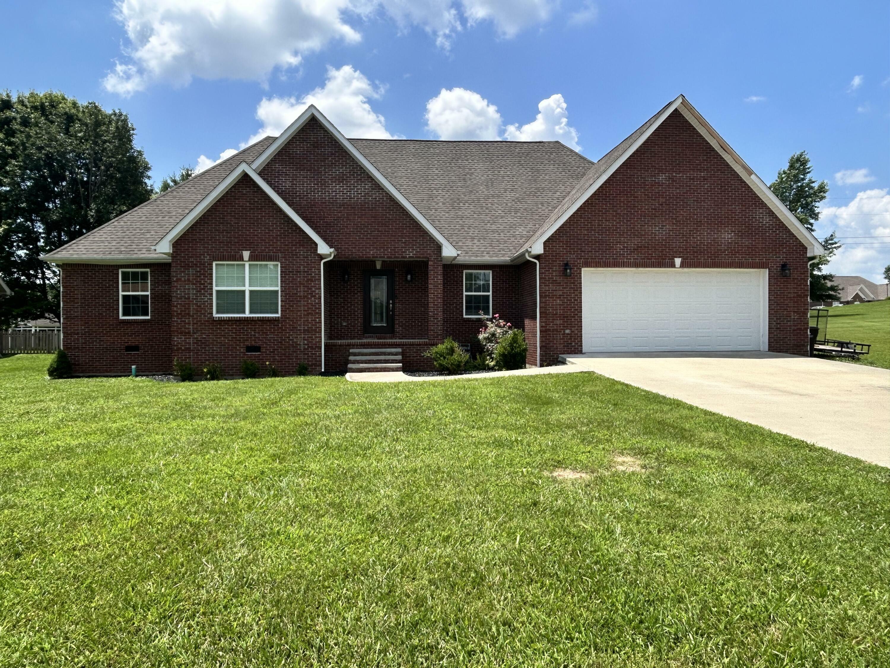 Property Photo: 111 Fern Drive KY 42501