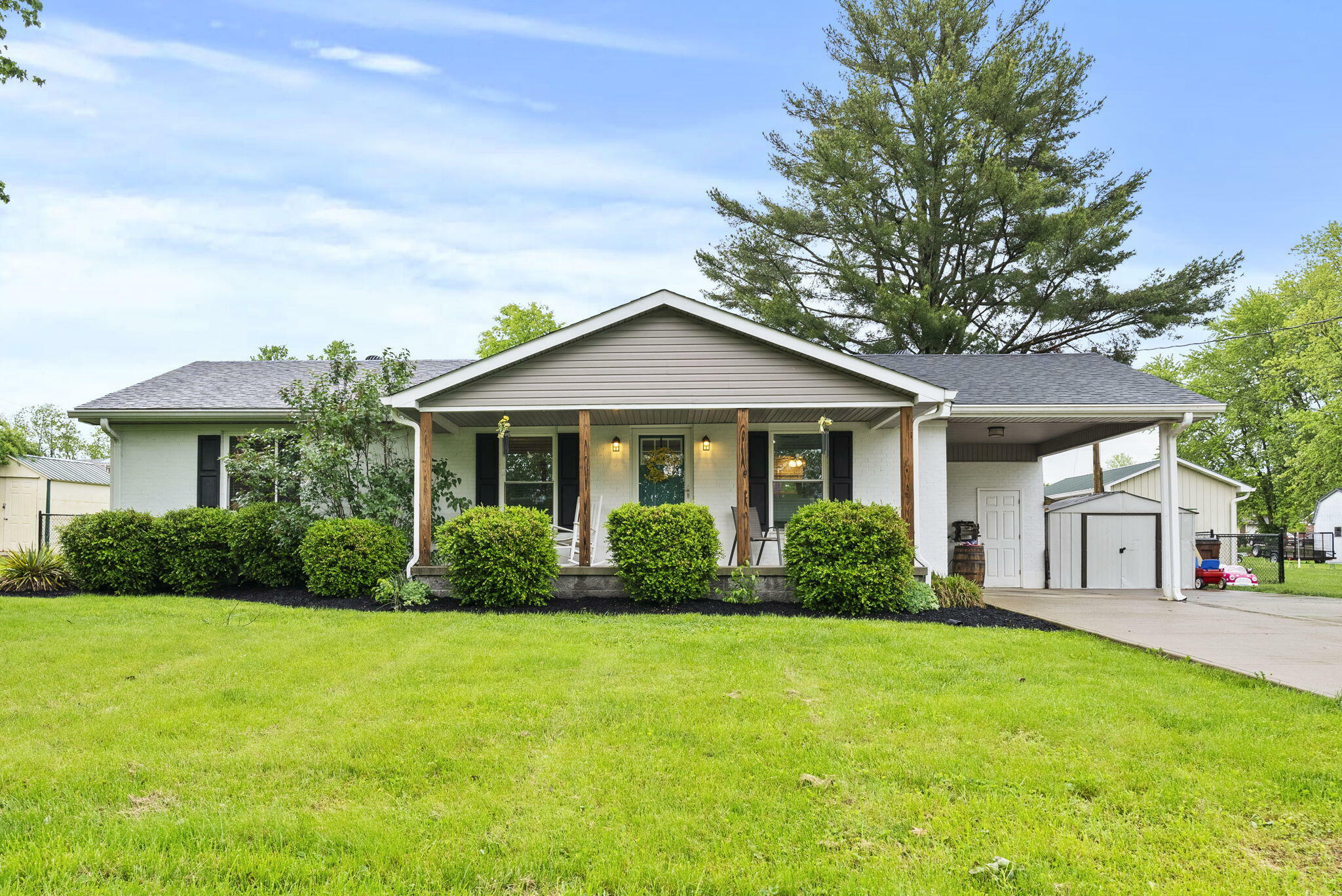 Property Photo: 220 Garden Avenue KY 40484