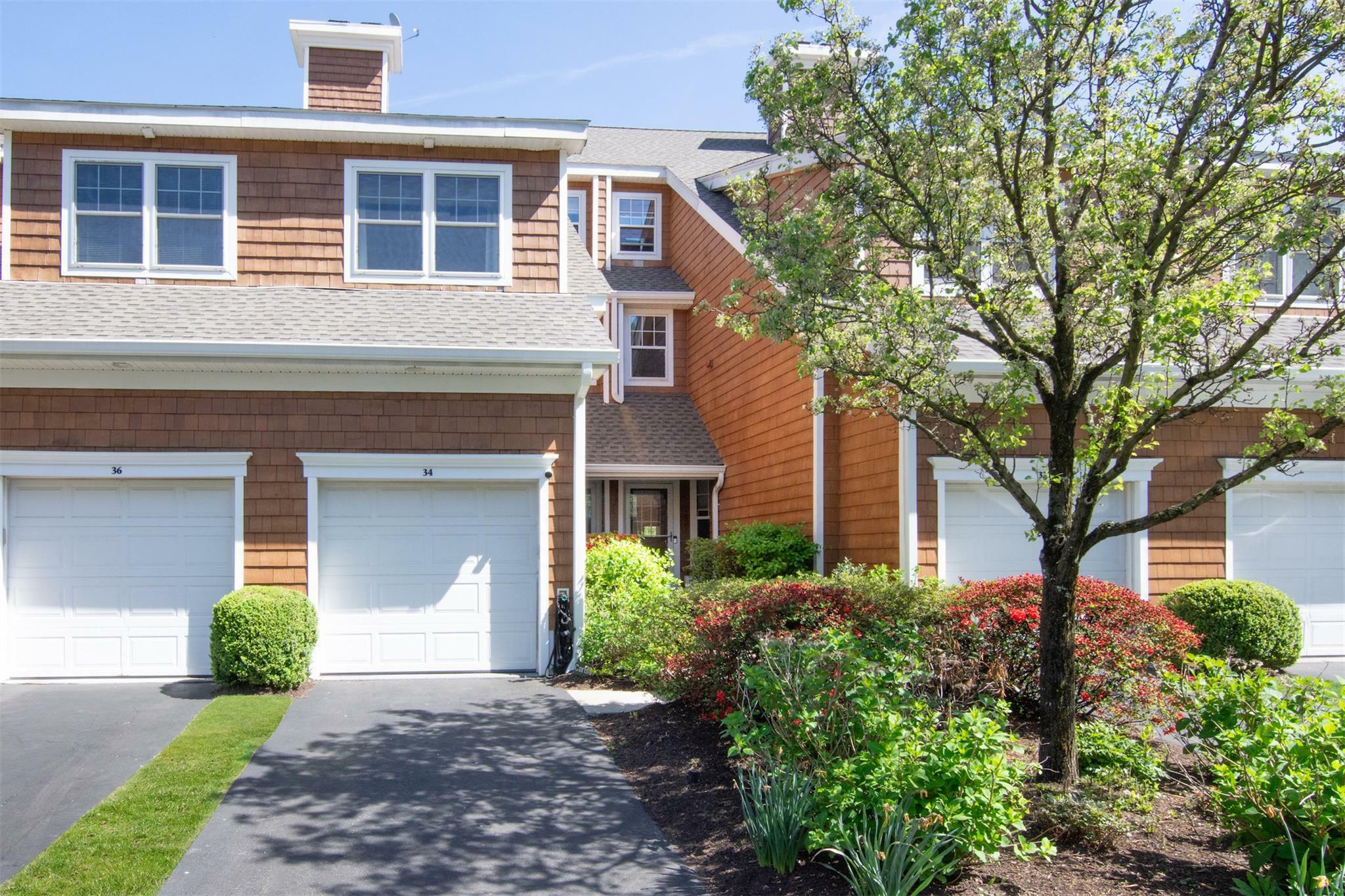 Property Photo: 34 Trailhead Lane NY 10591