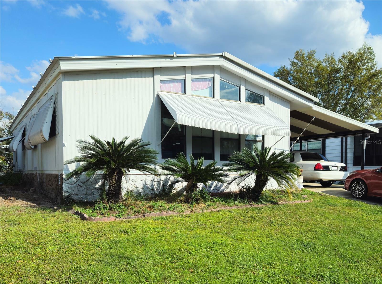 Property Photo: 121 Maple Drive FL 32713