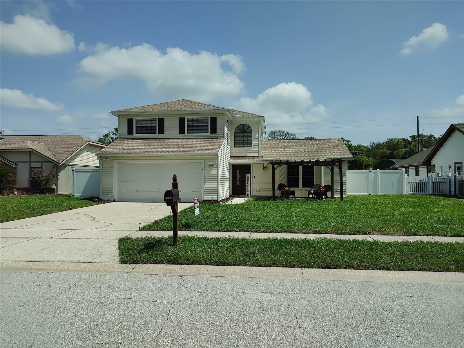 Property Photo: 1668 Spicewood Lane FL 32707