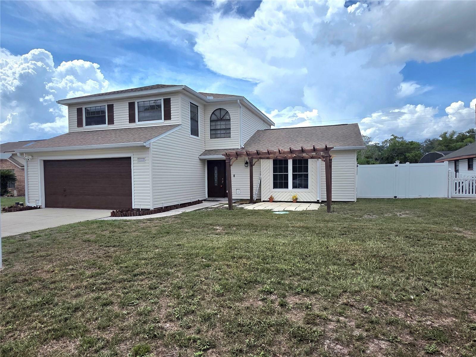 Property Photo: 1668 Spicewood Lane FL 32707
