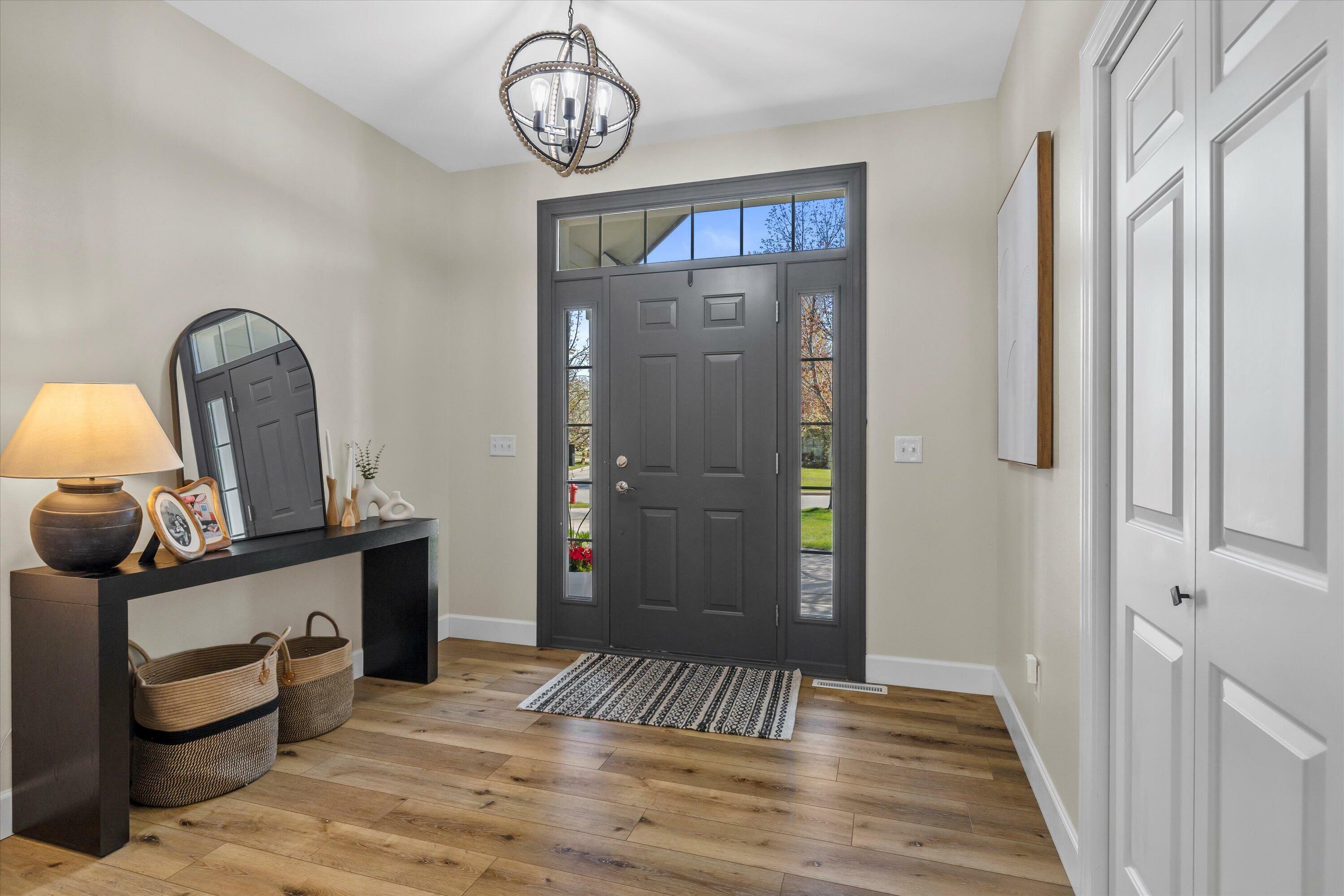 Property Photo: 455 Tanager Ct WI 53024