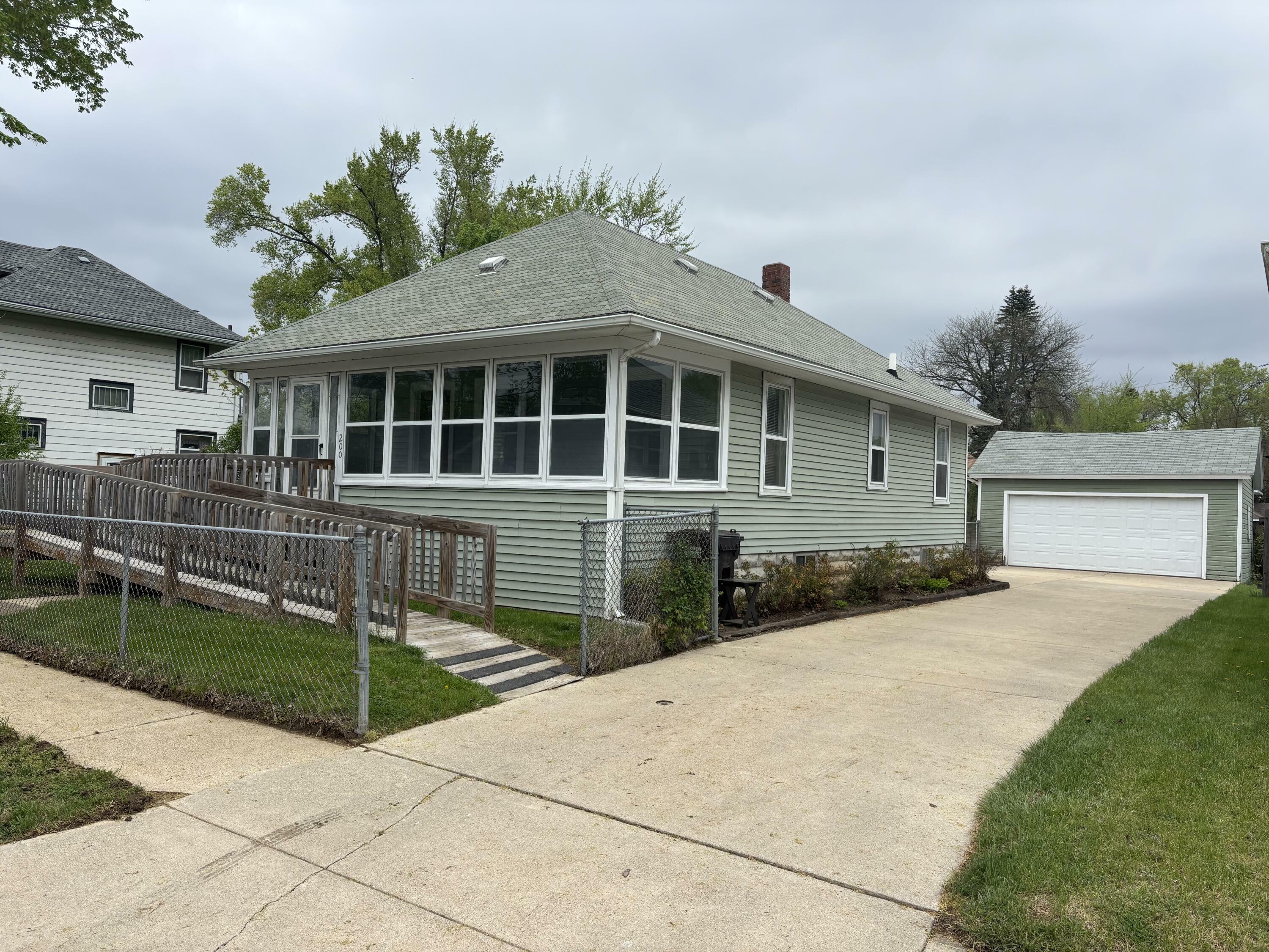Property Photo: 200 Cass Avenue MI 49203