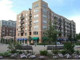 Property Photo: 656 Pearson Street 208 IL 60016