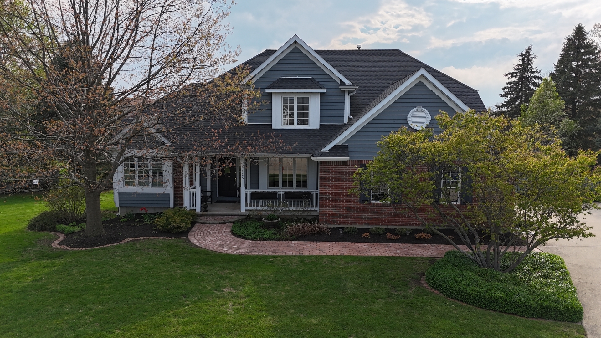 Property Photo: 1125 McConnell Avenue IL 60115