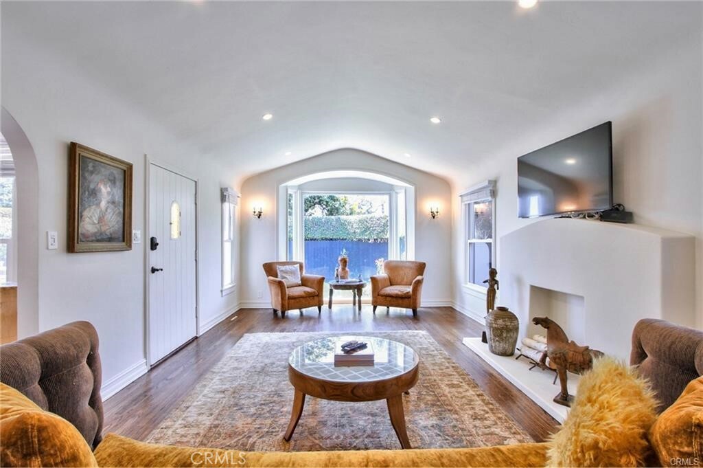 Property Photo: 732 N Crescent Heights Boulevard CA 90046