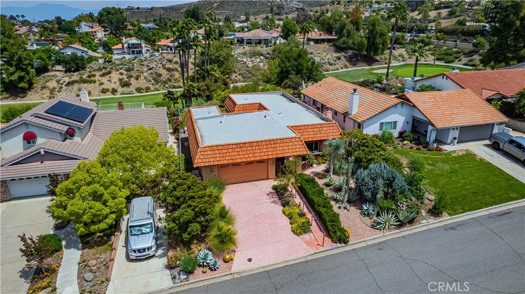 Property Photo: 30722 Long Point Drive CA 92587