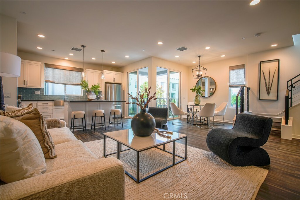 Property Photo: 1022 Bridgewater Way CA 92627