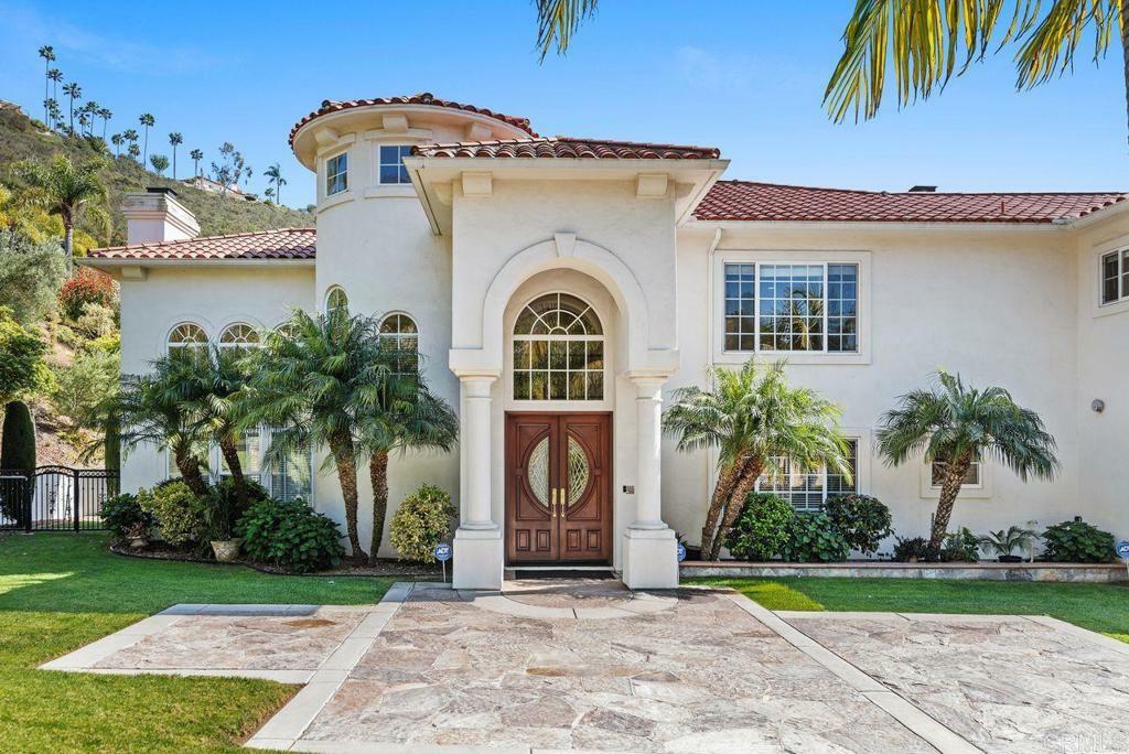 2535 San Clemente Avenue  Vista CA 92084 photo