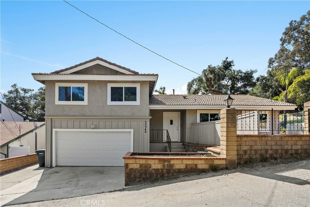 Property Photo:  33340 Gisborne Way  CA 92530 