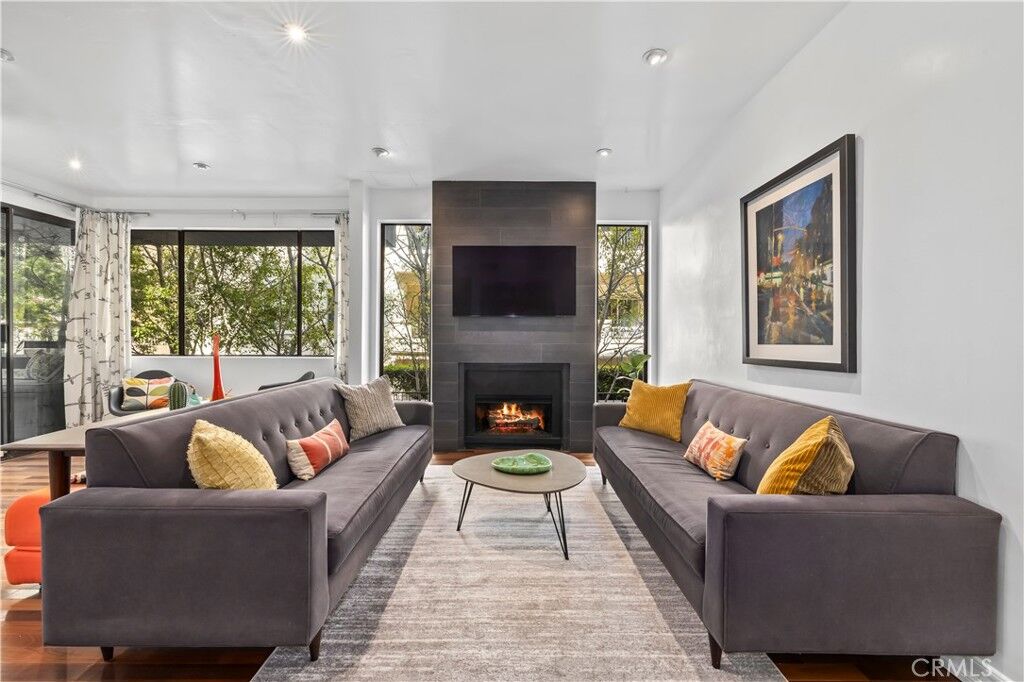 Property Photo:  1830 Westholme Avenue 107  CA 90025 