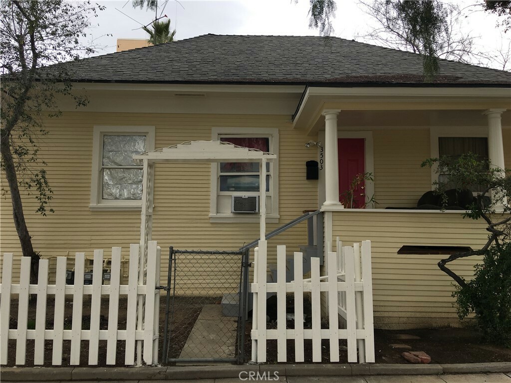 Property Photo:  3499 Lemon Street  CA 92501 