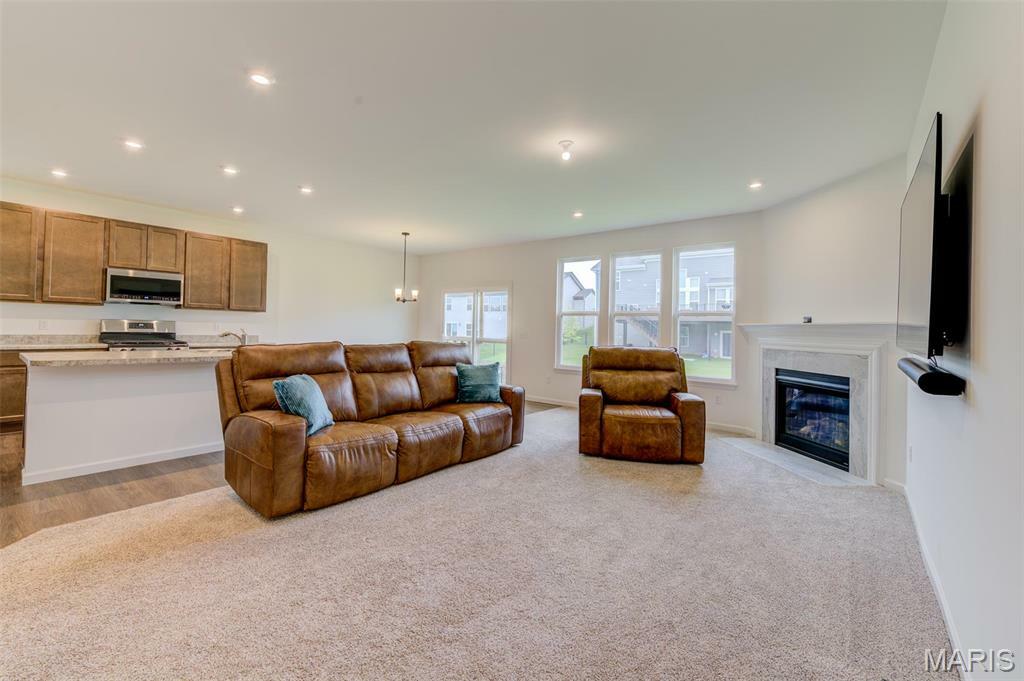 Property Photo: 327 Dalriada Boulevard MO 63368