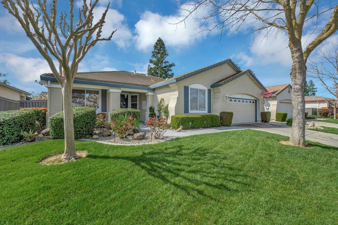 9505 Emerald Cove Lane  Elk Grove CA 95758 photo