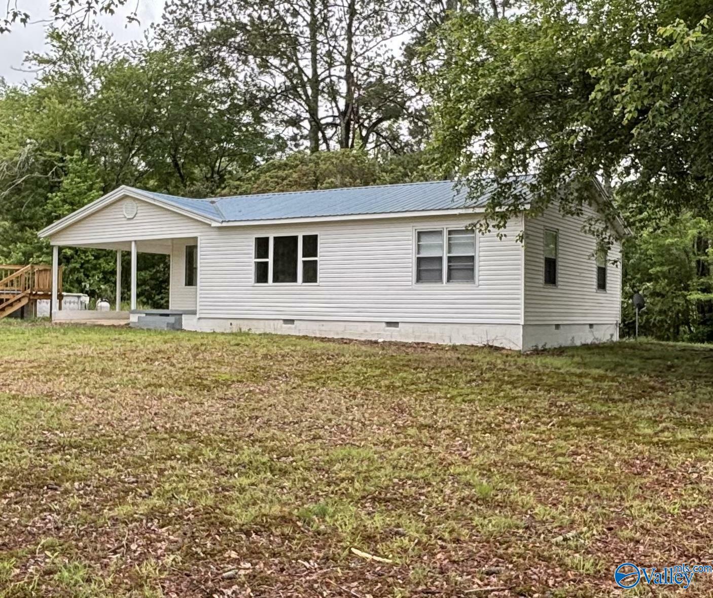Property Photo: 4475 Reagan Road AL 35952