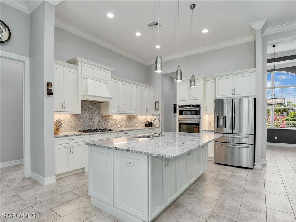 Property Photo: 17279 Hidden Estates Circle FL 33908