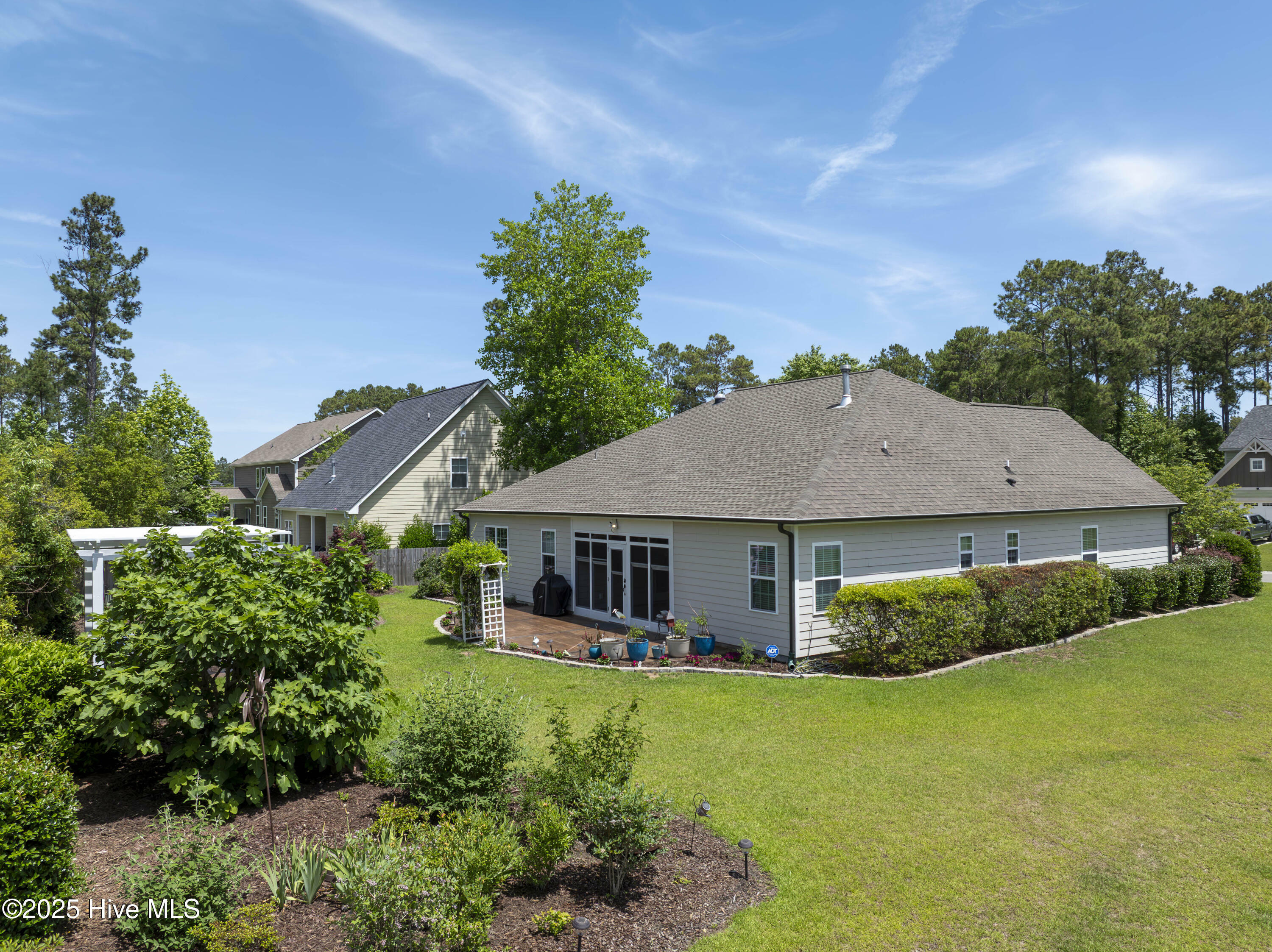 Property Photo:  429 Canvasback Lane  NC 28460 