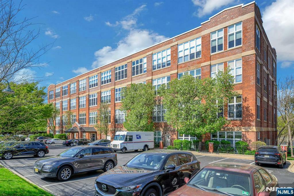Property Photo:  280 Main Street 103  NJ 07424 