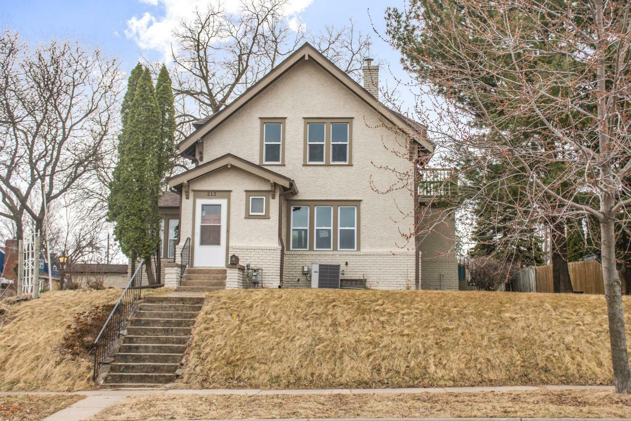Property Photo: 212 Page Street W MN 55107