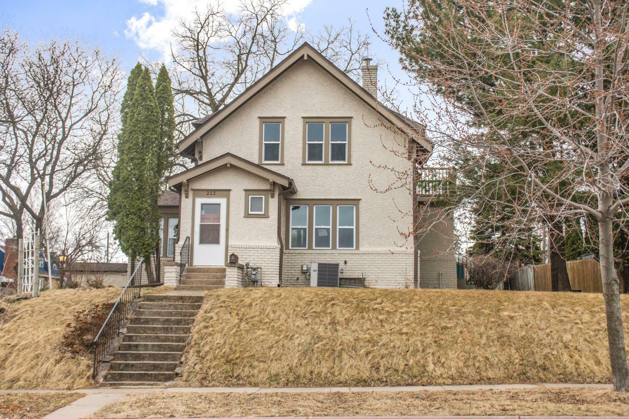 Property Photo: 212 Page Street W MN 55107