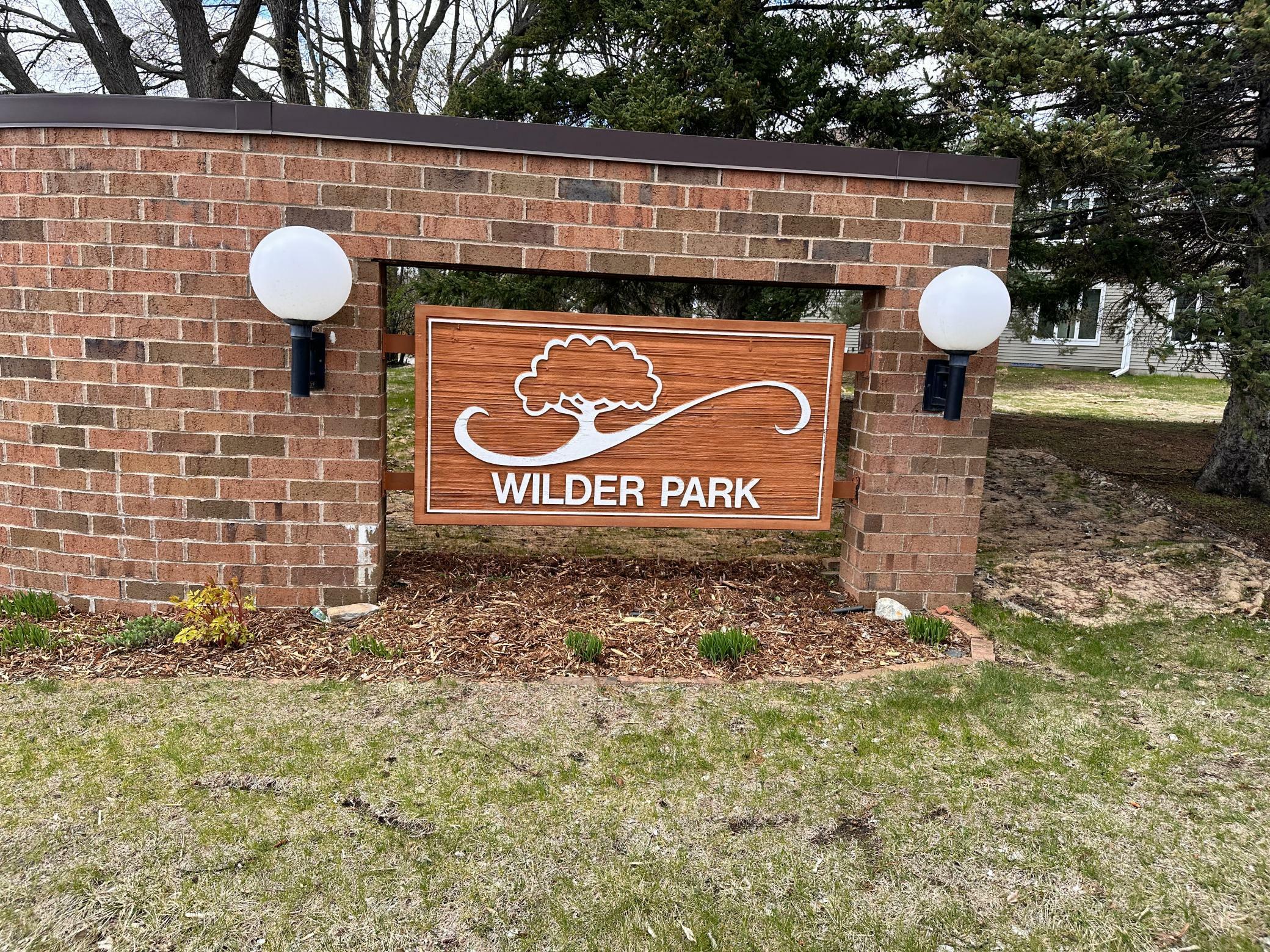 Property Photo: 1181 Edgcumbe Road 707 MN 55105
