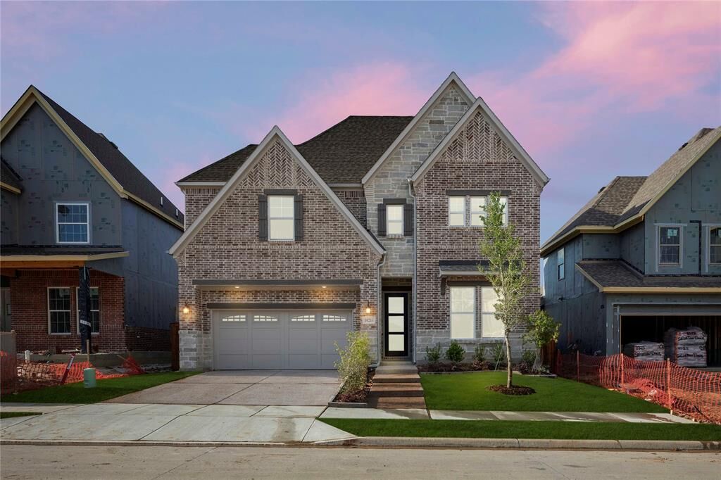 Property Photo: 1021 Salvation Drive TX 75098