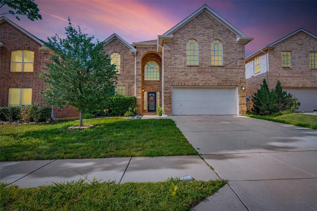 Property Photo: 5233 Briar Forest Road TX 76244