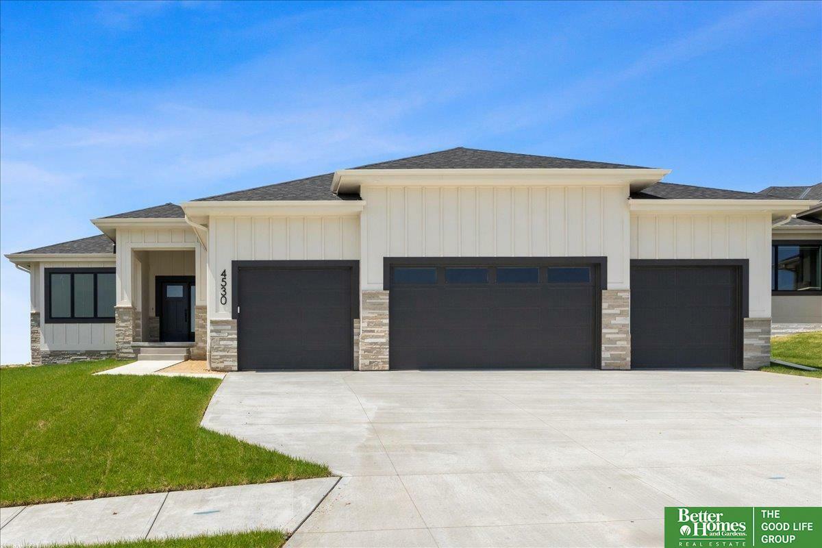 Property Photo: 4530 S 203rd Street NE 68135