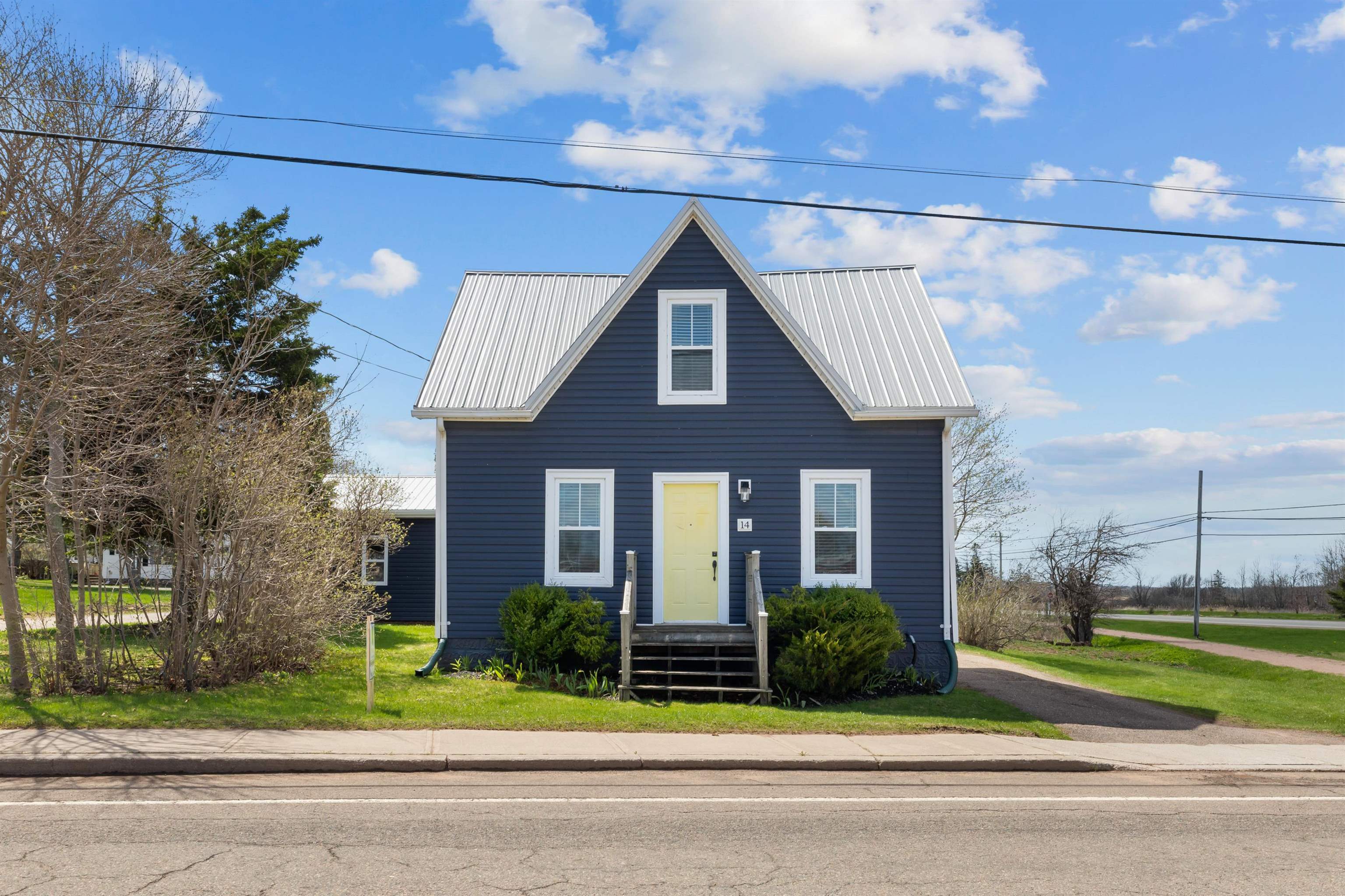Property Photo: 14 South Main Street PE C0A 1T0
