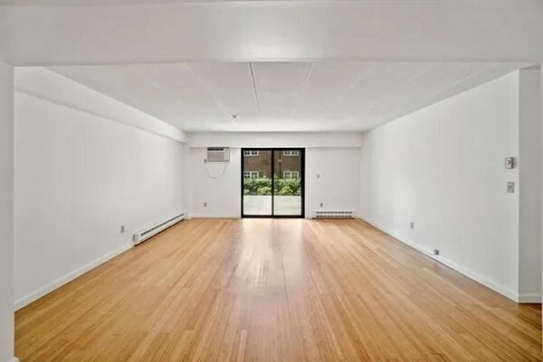 Property Photo: 125 Pleasant 107 MA 02446