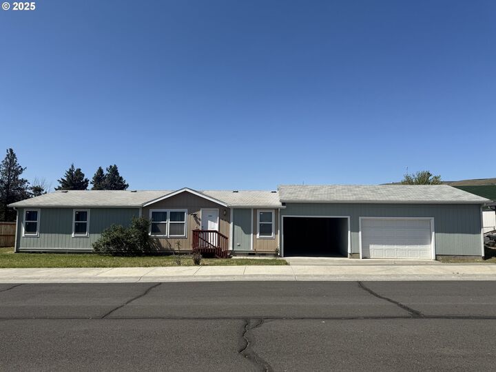 906 Toll Rd  Dufur OR 97021 photo