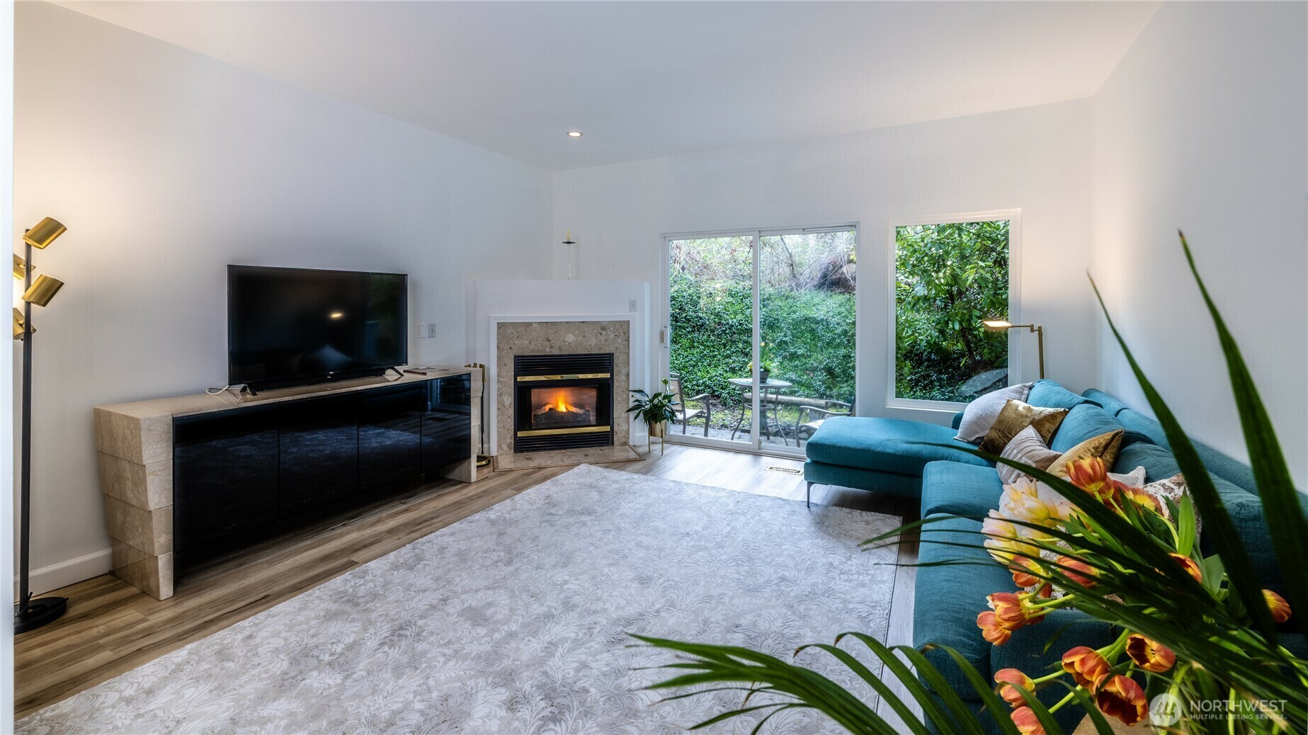 Property Photo: 6769 SE Cougar Mountain Way 2 WA 98006