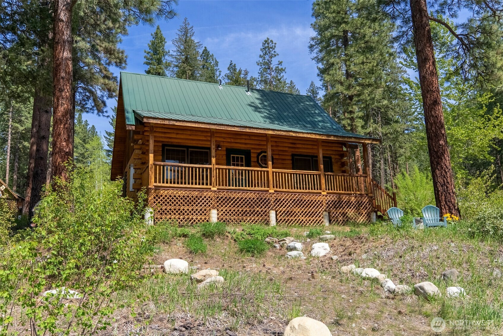 Property Photo: 45 Fawn Creek Road E WA 98862