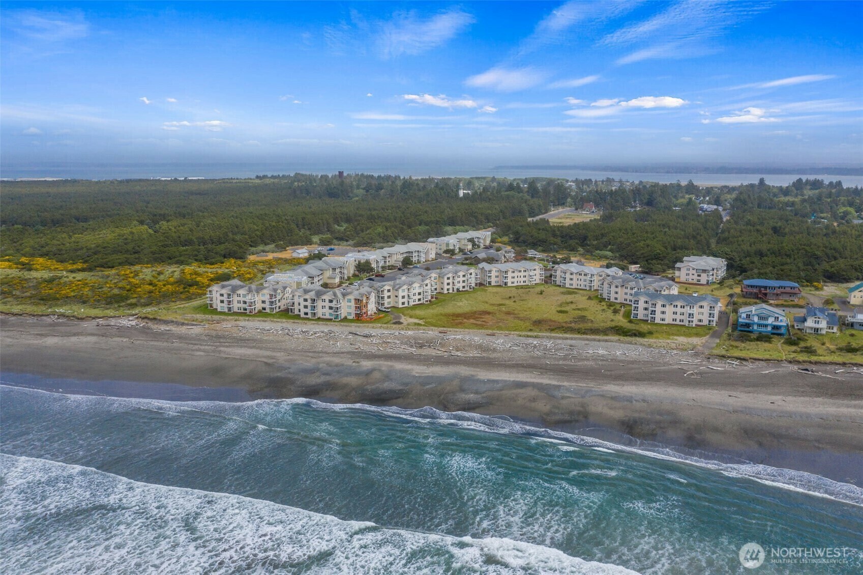 Property Photo: 1600 W Ocean Avenue 421 WA 98595