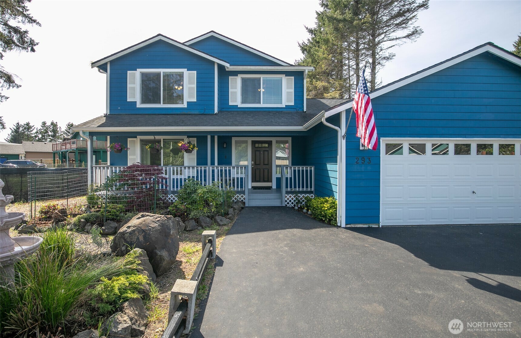 Property Photo: 293 Glacier Court SE WA 98569