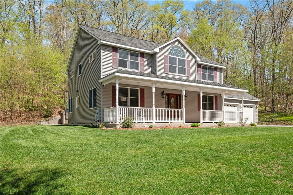 Property Photo:  825 Woonsocket Hill Rd Road  RI 02896 