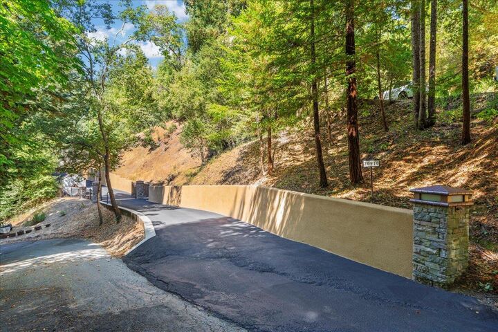 Property Photo:  20910 Outer Zayante Road  CA 95033 