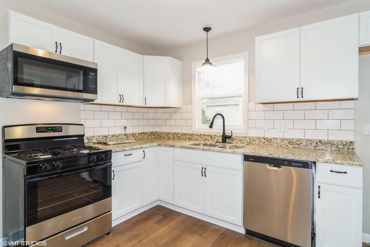 Property Photo: 1648 Johnson Street WI 53511
