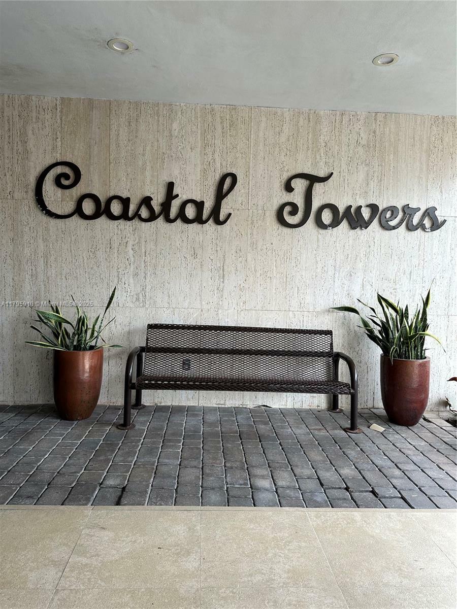 Property Photo: 400 Kings Point Dr 917 FL 33160