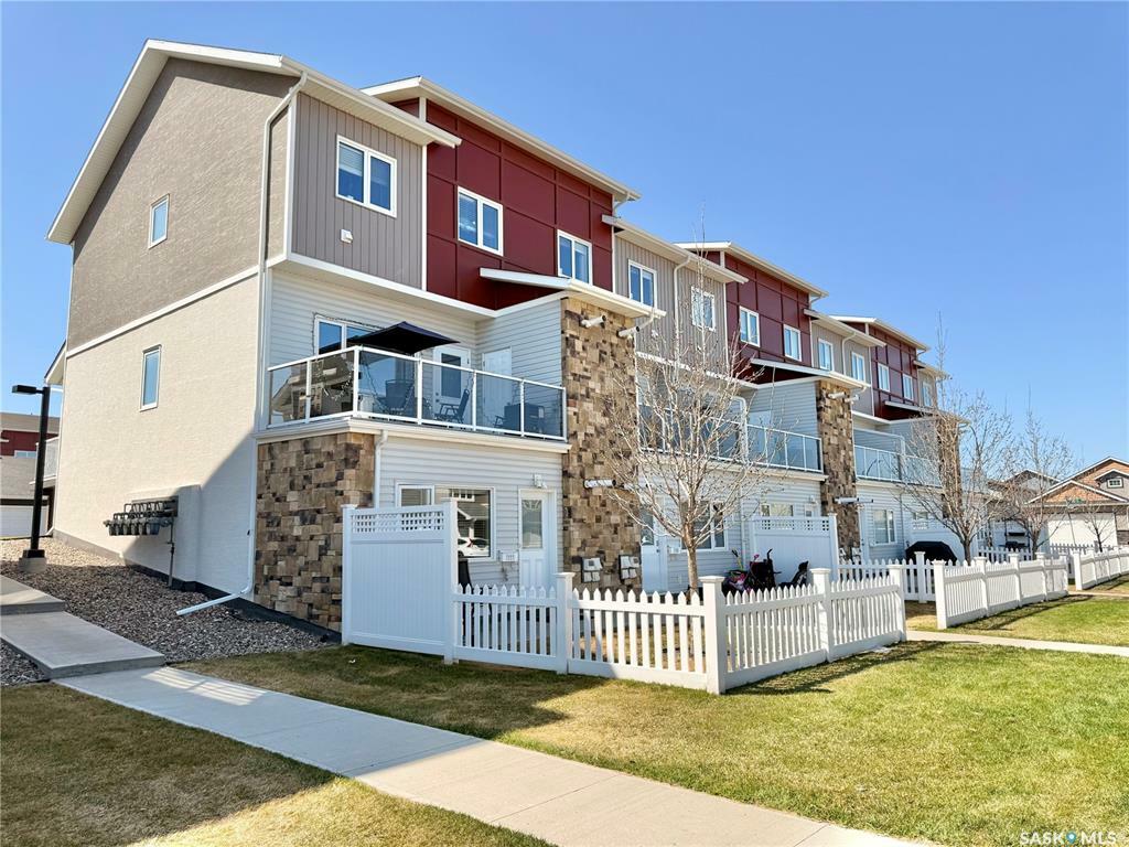 225 Hassard Close 110  Saskatoon SK S7L 2W8 photo